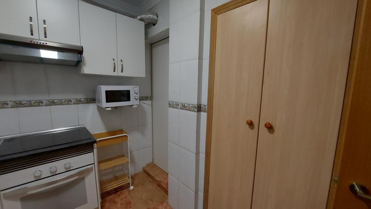 Valencia Centro Andando Y Playa Malvarrosa Tranvia Экстерьер фото